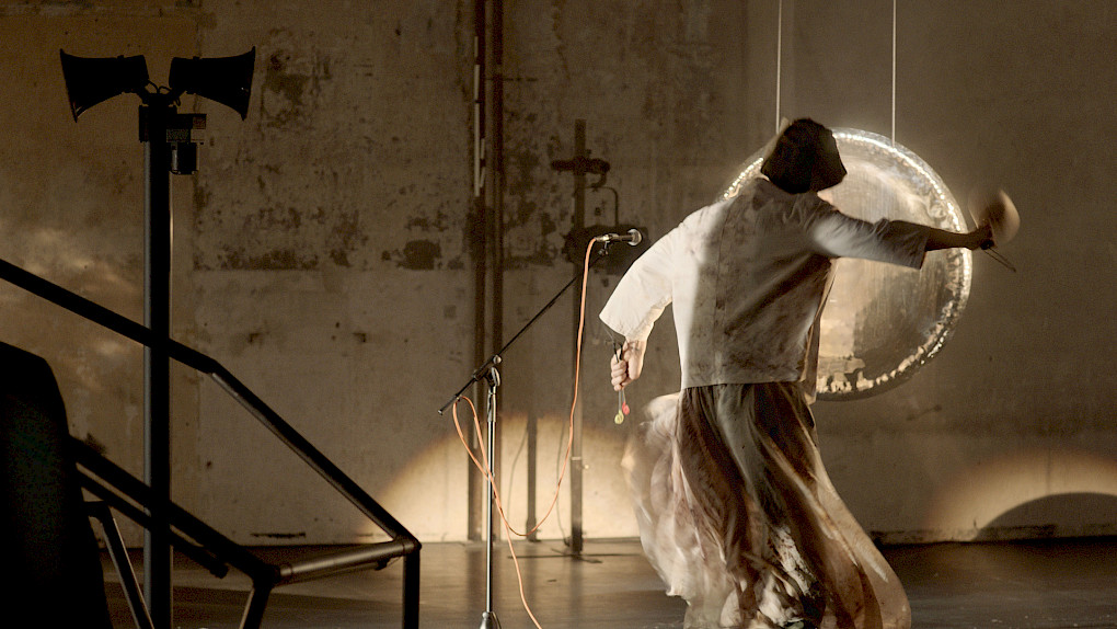 Performance of "After Hope" by Ilyich at Sophiensæle in spring 2025 | Videostill