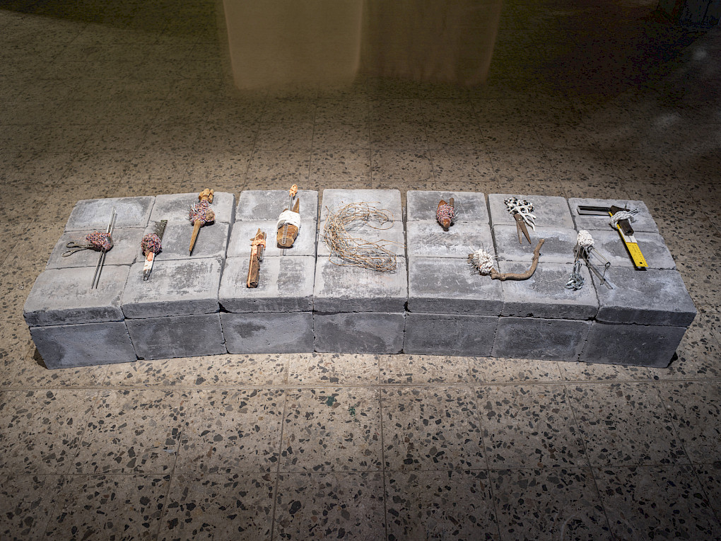 Installation von Neusa Trovoada | Foto: Marvin Systermans