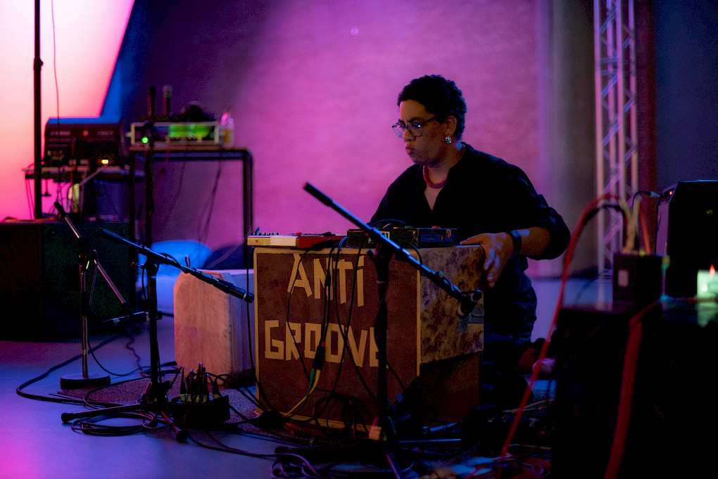 Performance von Laura Robles | Foto: Raisa Galofre